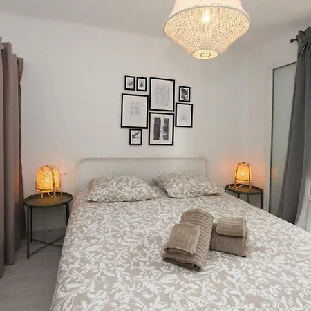 La Source * טולון