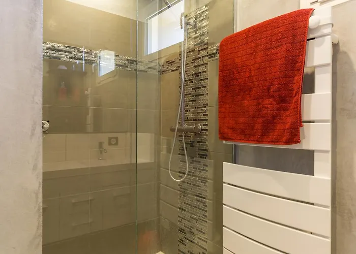 La Source アパート ツーロン